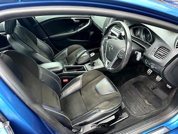 Used Volvo V40 2017 for sale - 77027726: Photo