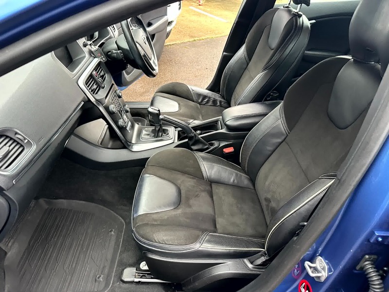 Used Volvo V40 2017 for sale - 77027726: Photo 8