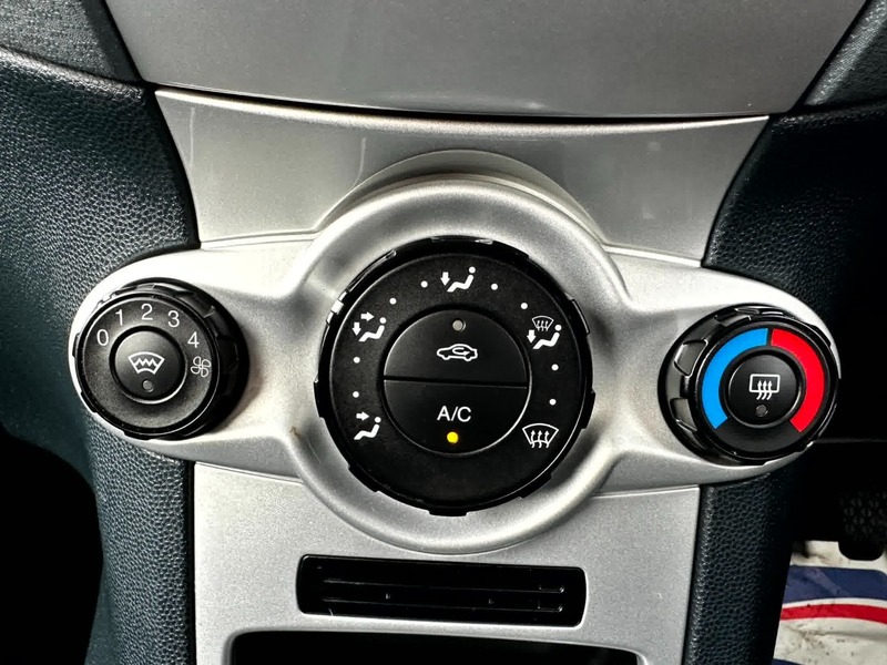 Used Ford Fiesta 2009 for sale - 77236928: Photo 11