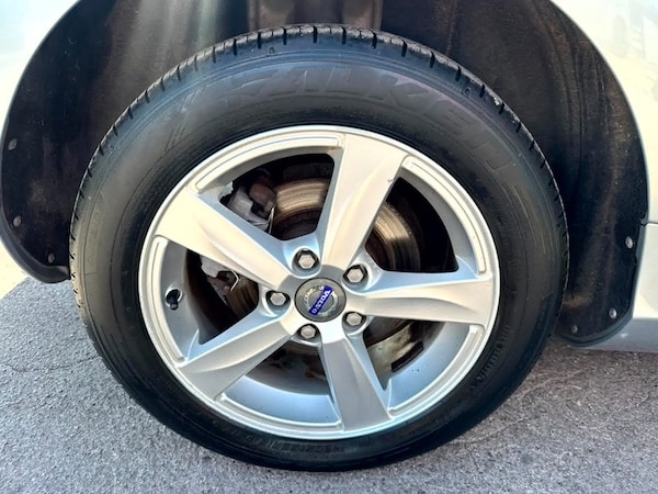 Used Volvo V40 2013 for sale - 74684666: Photo 21