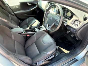 Used Volvo V40 2013 for sale - 74684666: Photo