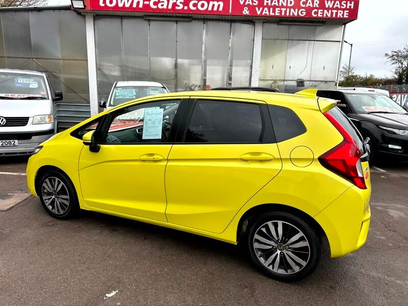 Used Honda Jazz 2015 for sale - 76527296: Photo 32