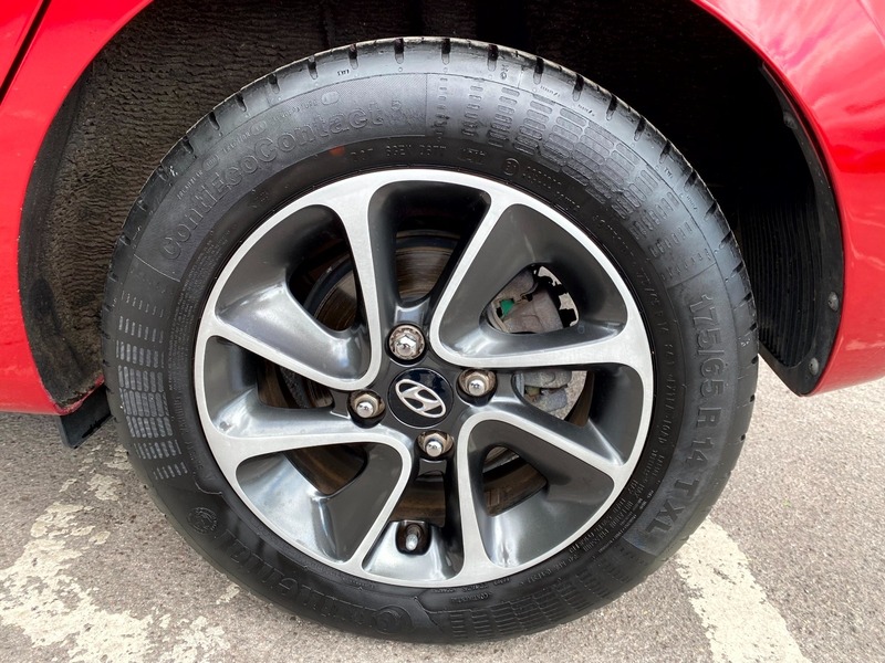 Used Hyundai i10 2017 for sale - 77096810: Photo 16