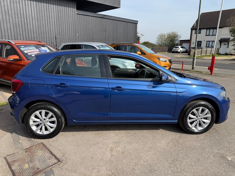 Used Volkswagen Polo 2019 for sale - 78062049: Photo 2