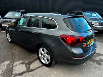 Used Vauxhall Astra 2011 for sale - 77328886: Photo