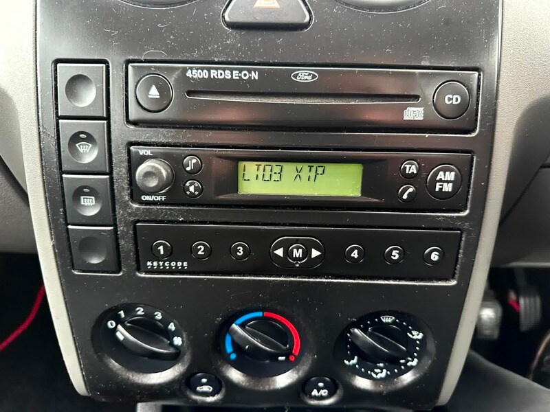 Used Ford Fusion 2003 for sale - 76482620: Photo 13