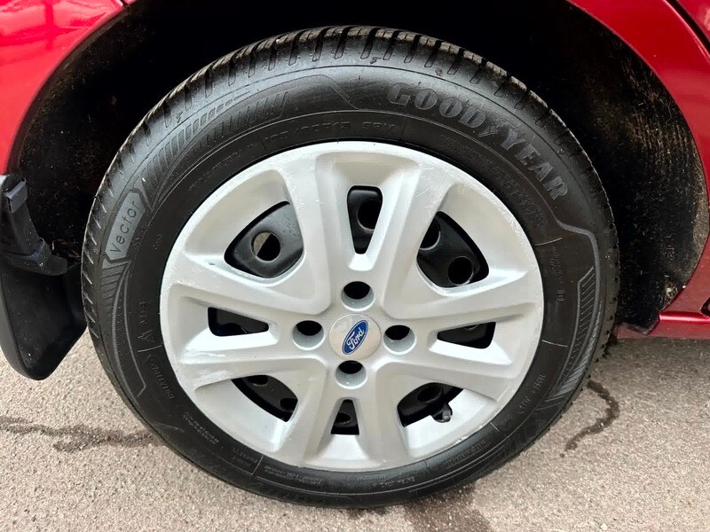 Used Ford Fusion 2003 for sale - 76482620: Photo 25