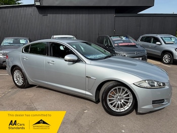 Used Jaguar XF 2011 for sale - 78300101: Photo