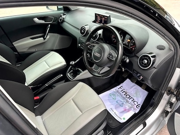 Used Audi A1 2013 for sale - 76093078: Photo 4