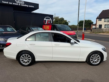 2017 - C220 D SE-6 SPEED, MERCEDES SERVICE HISTORY, REVERSING CAMERA, STOP/START, 4-Door
