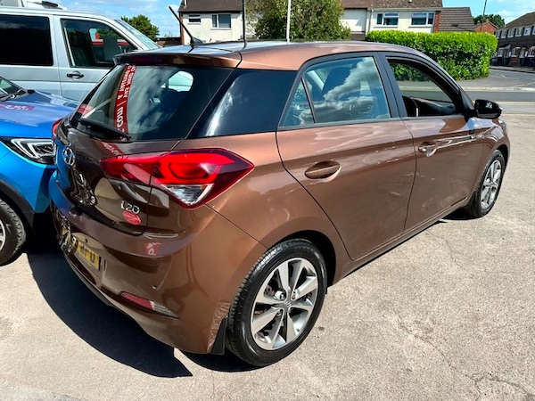 Used Hyundai i20 2015 for sale - 74827259: Photo 14