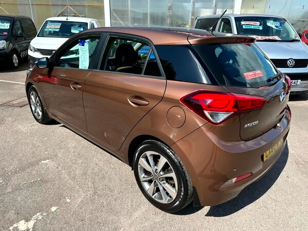Used Hyundai i20 2015 for sale - 74827259: Photo 15