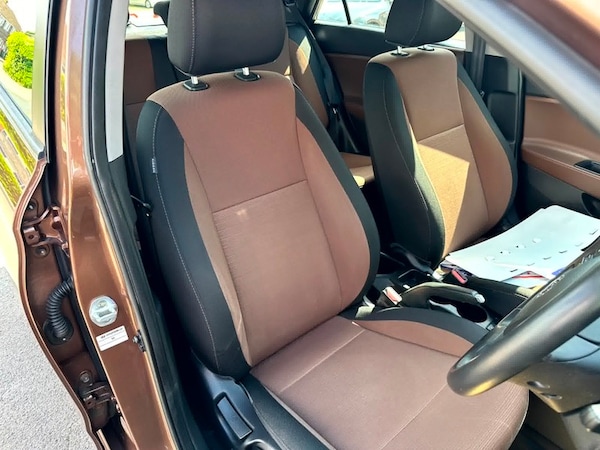 Used Hyundai i20 2015 for sale - 74827259: Photo 7