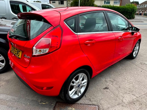 Used Ford Fiesta 2015 for sale - 75654913: Photo 2
