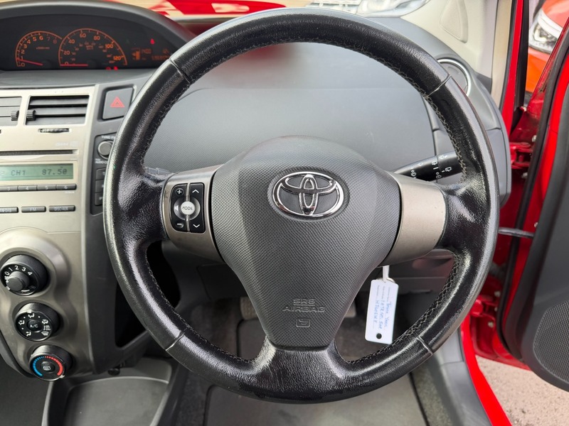 Used Toyota Yaris 2010 for sale - 78182312: Photo 12