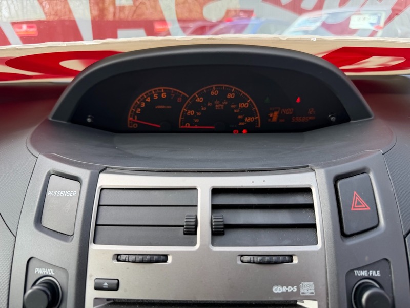 Used Toyota Yaris 2010 for sale - 78182312: Photo 13