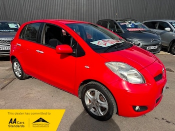 Used Toyota Yaris 2010 for sale - 78182312: Photo
