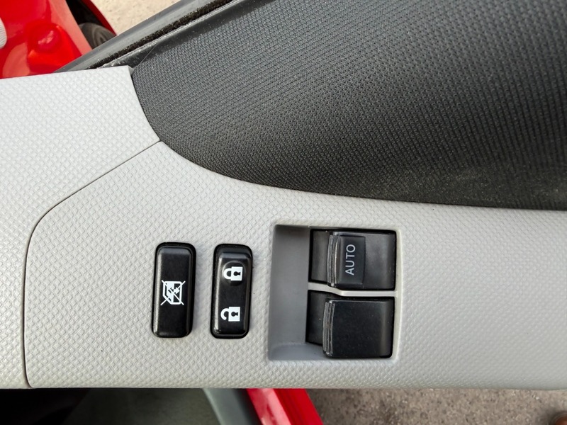 Used Toyota Yaris 2010 for sale - 78182312: Photo 9