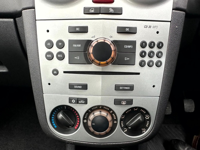 Used Vauxhall Corsa 2011 for sale - 76482619: Photo 11