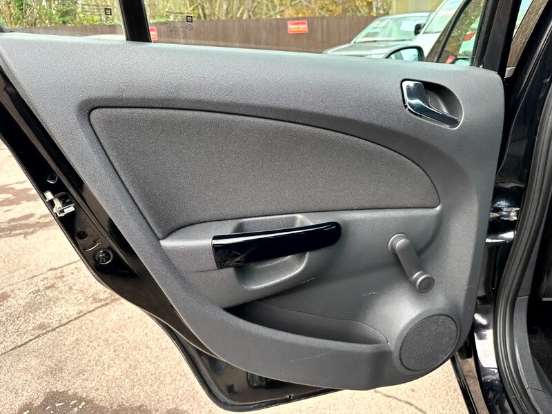 Used Vauxhall Corsa 2011 for sale - 76482619: Photo 18
