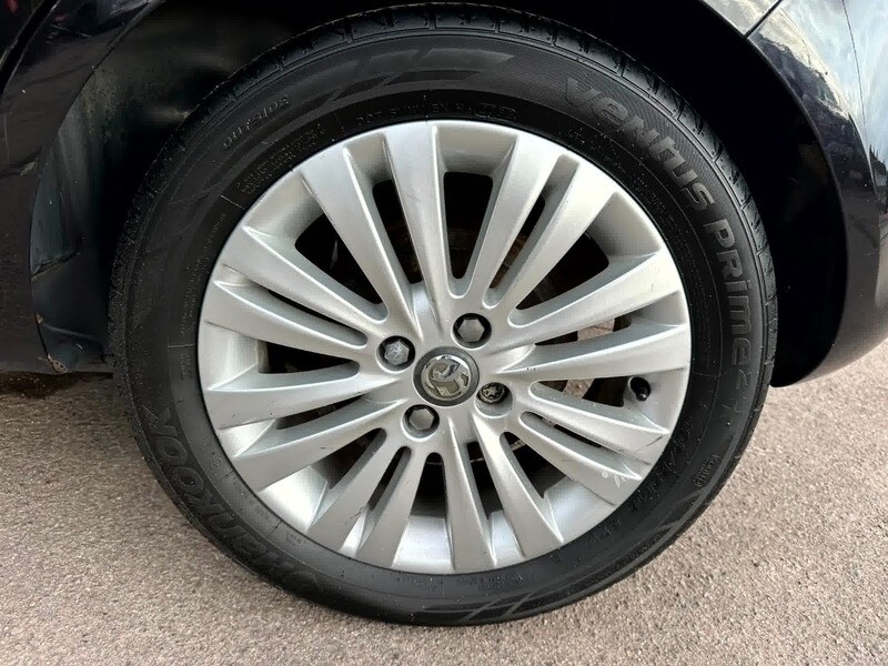 Used Vauxhall Corsa 2011 for sale - 76482619: Photo 27
