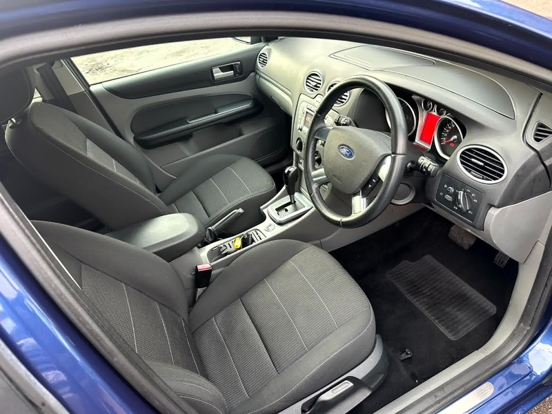 Used Ford Focus 2009 for sale - 76418069: Photo 4