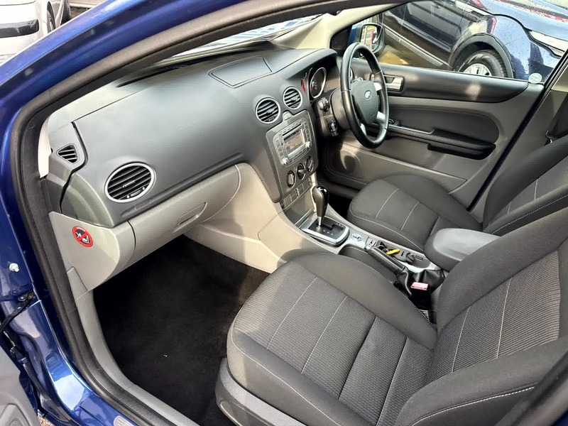 Used Ford Focus 2009 for sale - 76418069: Photo 9