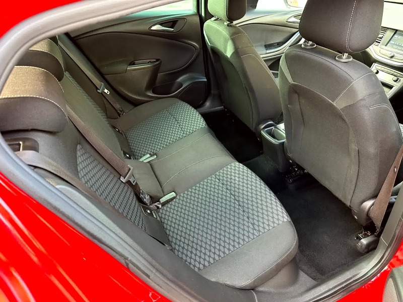 Used Vauxhall Astra 2018 for sale - 76855319: Photo 5