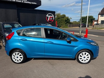 Used Ford Fiesta 2011 for sale - 79032860: Photo