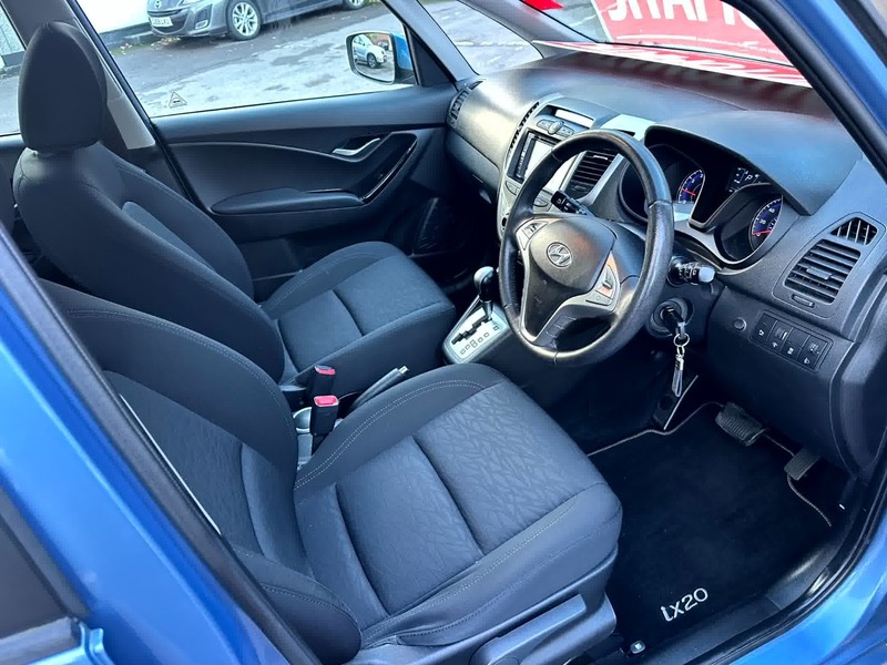 Used Hyundai Ix20 2011 for sale - 76986601: Photo 6