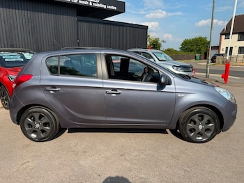 Used Hyundai i20 2012 for sale - 78382045: Photo