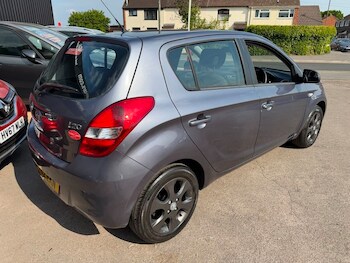 Used Hyundai i20 2012 for sale - 78382045: Photo