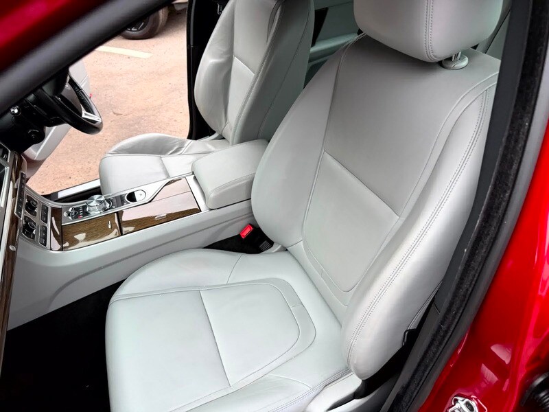Used Jaguar XF 2013 for sale - 77632316: Photo 24