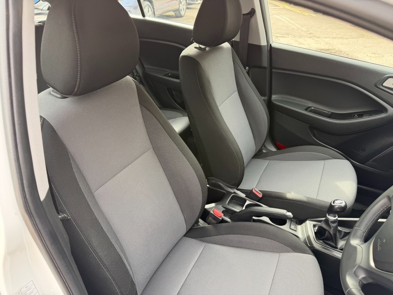 Used Hyundai i20 2018 for sale - 78056828: Photo 6