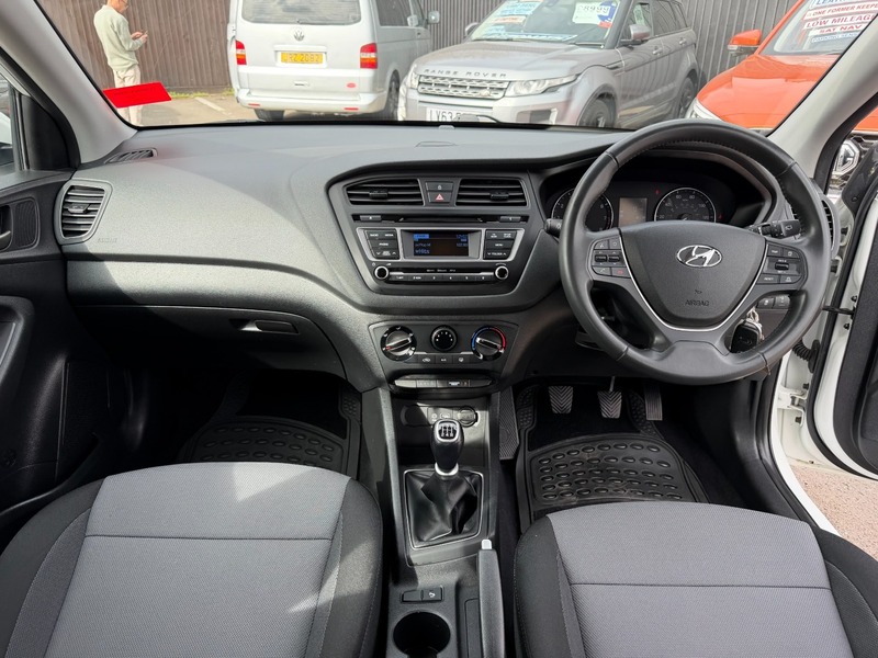 Used Hyundai i20 2018 for sale - 78056828: Photo 7