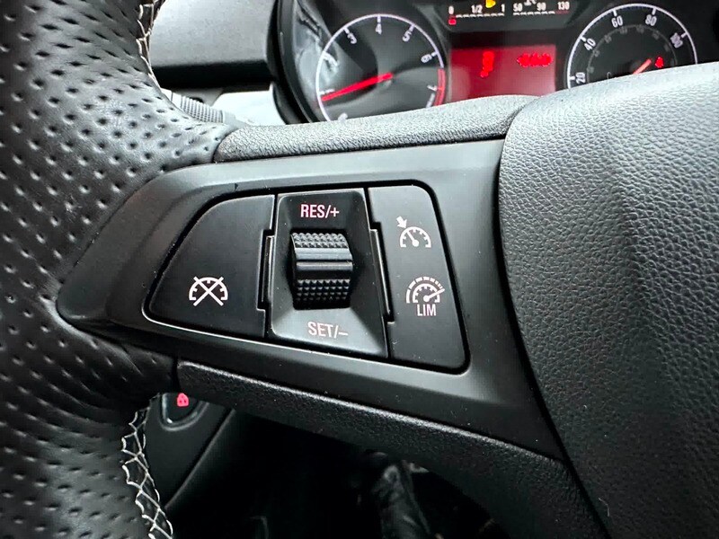 Used Vauxhall Corsa 2015 for sale - 76317234: Photo 9