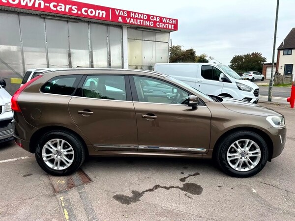 Used Volvo XC60 2015 for sale - 76317244: Photo 10