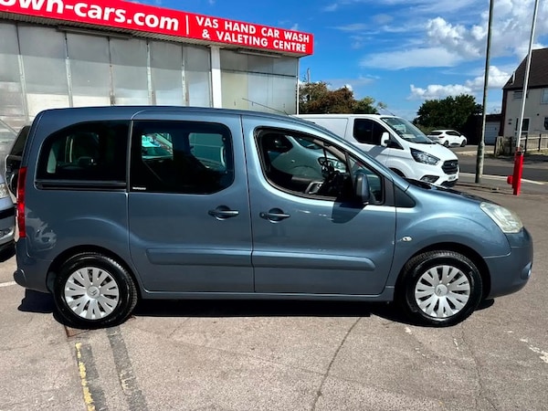 Used Citroen Berlingo 2010 for sale - 75666818: Photo 2