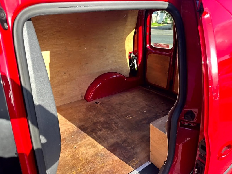 Used Volkswagen Caddy 2011 for sale - 76317237: Photo 10