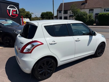 Used Suzuki Swift 2013 for sale - 79187384: Photo