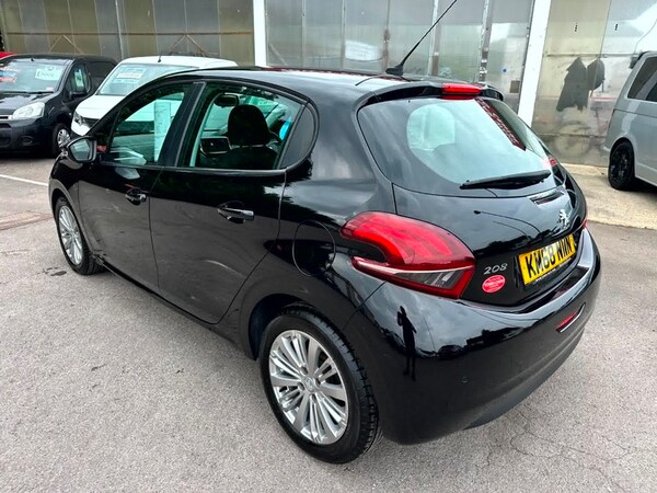 Used Peugeot 208 2018 for sale - 74893335: Photo 17