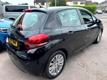 Used Peugeot 208 2018 for sale - 74893335: Photo