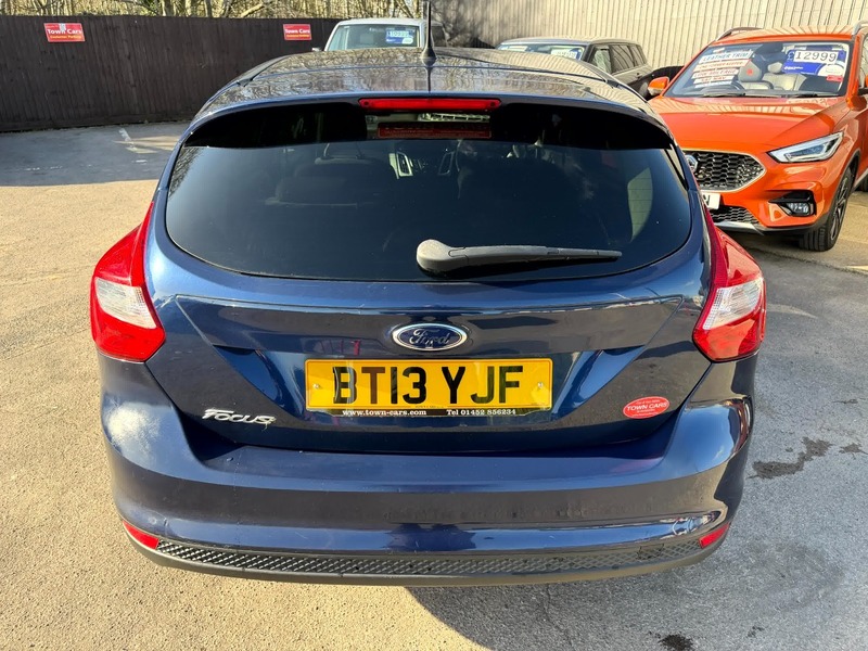 Used Ford Focus 2013 for sale - 77976843: Photo 3