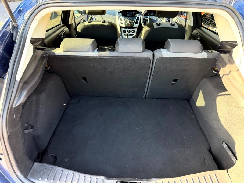 Used Ford Focus 2013 for sale - 77976843: Photo 6