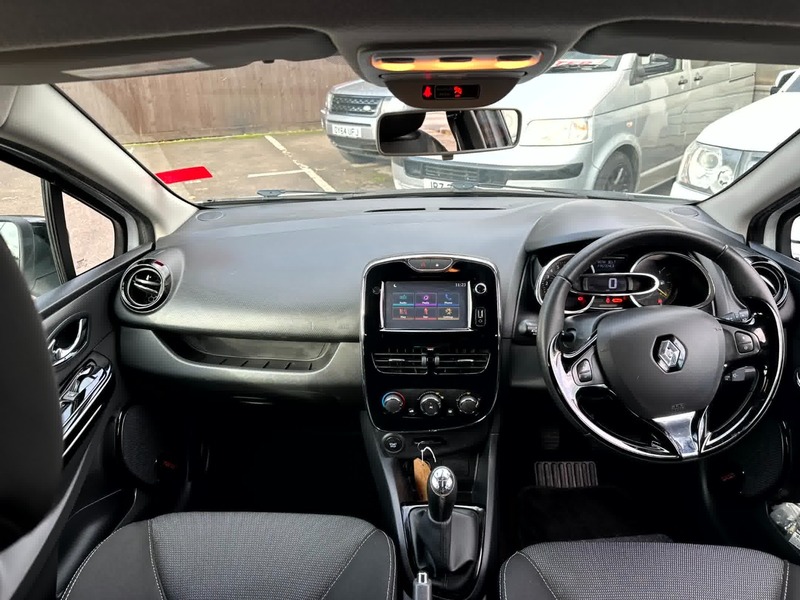 Used Renault Clio 2014 for sale - 76631149: Photo 8