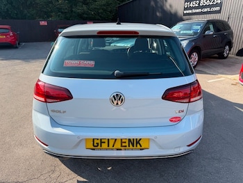 Used Volkswagen Golf 2017 for sale - 79323619: Photo