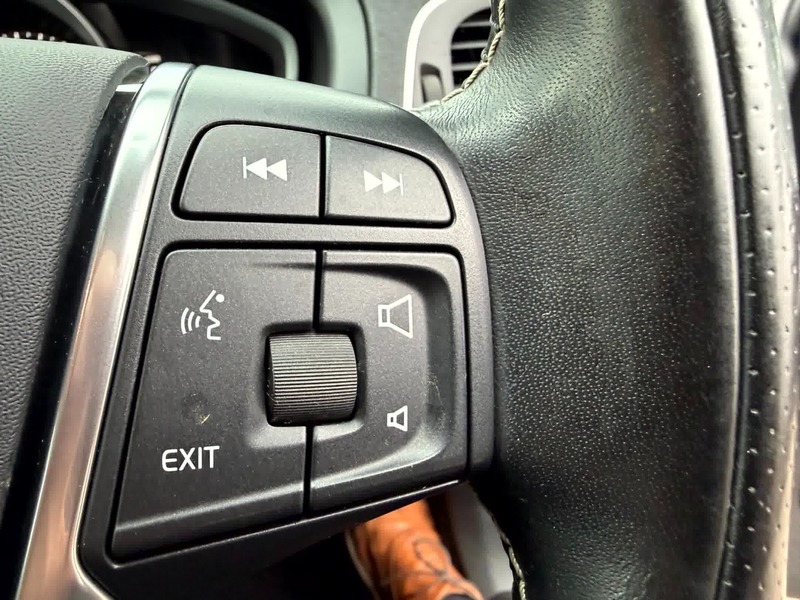 Used Volvo V40 2017 for sale - 77632284: Photo 13