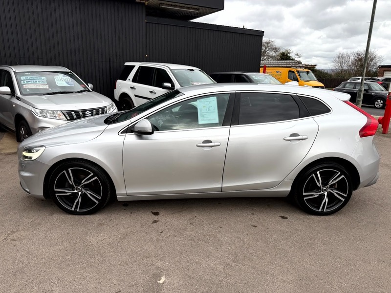 Used Volvo V40 2017 for sale - 77632284: Photo 18