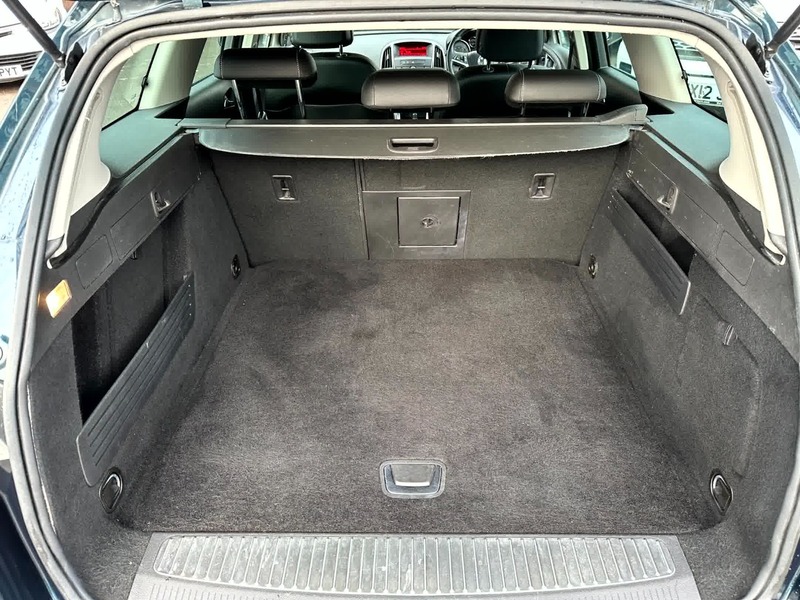 Used Vauxhall Astra 2014 for sale - 76631142: Photo 17