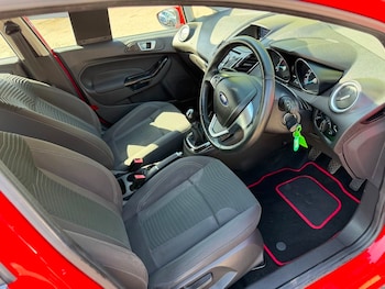 Used Ford Fiesta 2017 for sale - 78219459: Photo